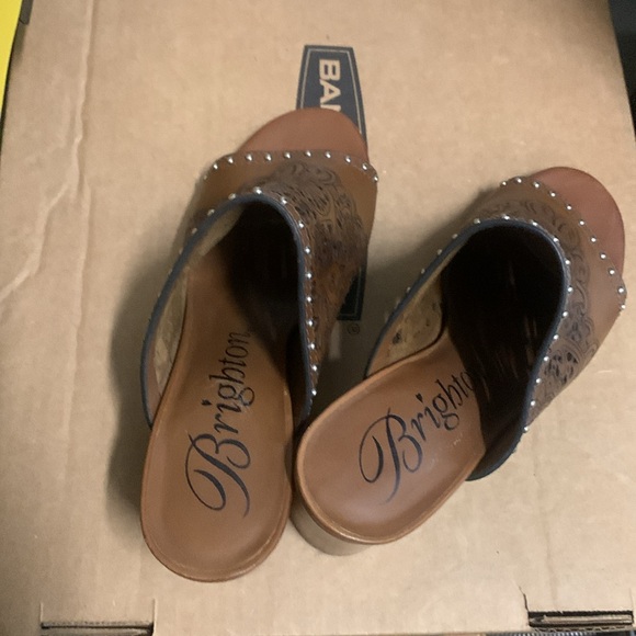 Brighton - Picture 4 of 4